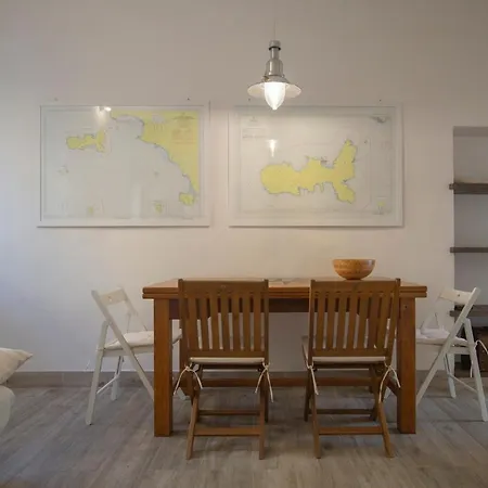 Helloelba Casa Del Capitano Holiday home *